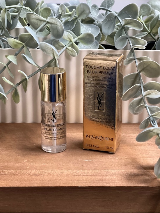 Yves Saint Laurent Other - Yves Saint Laurent Touche Éclat Blur Primer